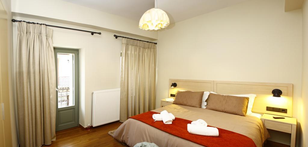 Appartamento Kazas Luxury Dimitsana Esterno foto