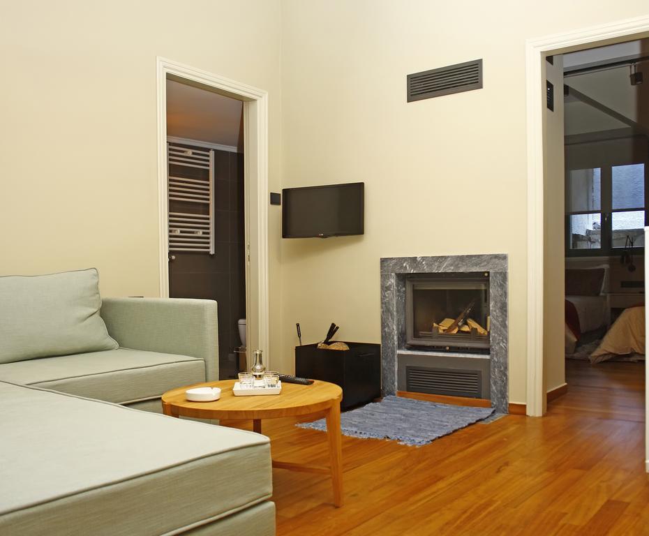 Appartamento Kazas Luxury Dimitsana Esterno foto